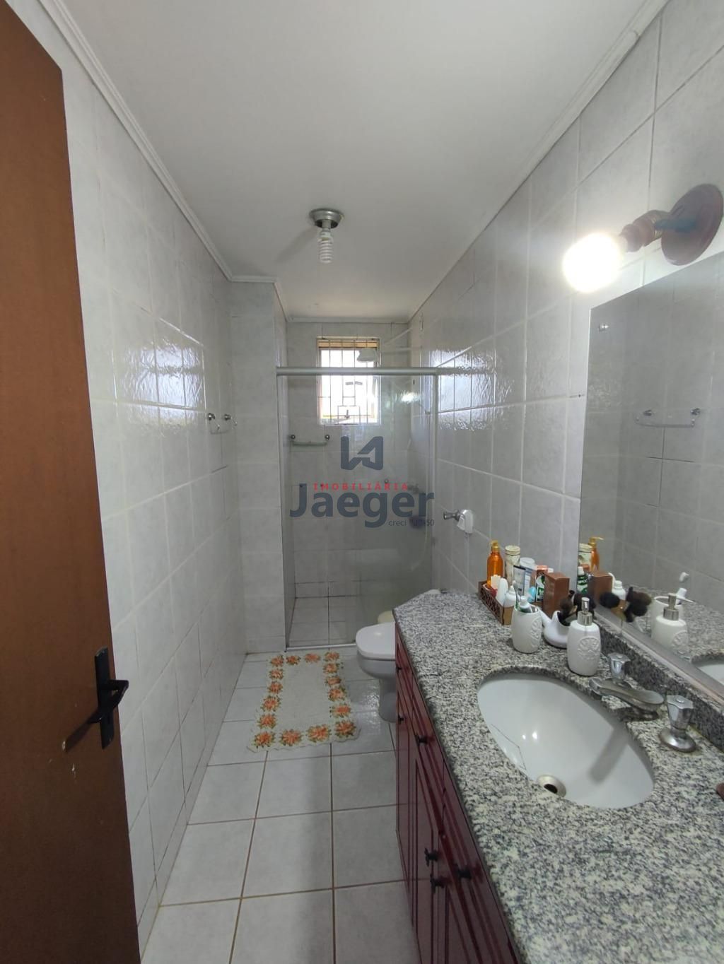 Apartamento à venda com 3 quartos, 135m² - Foto 9