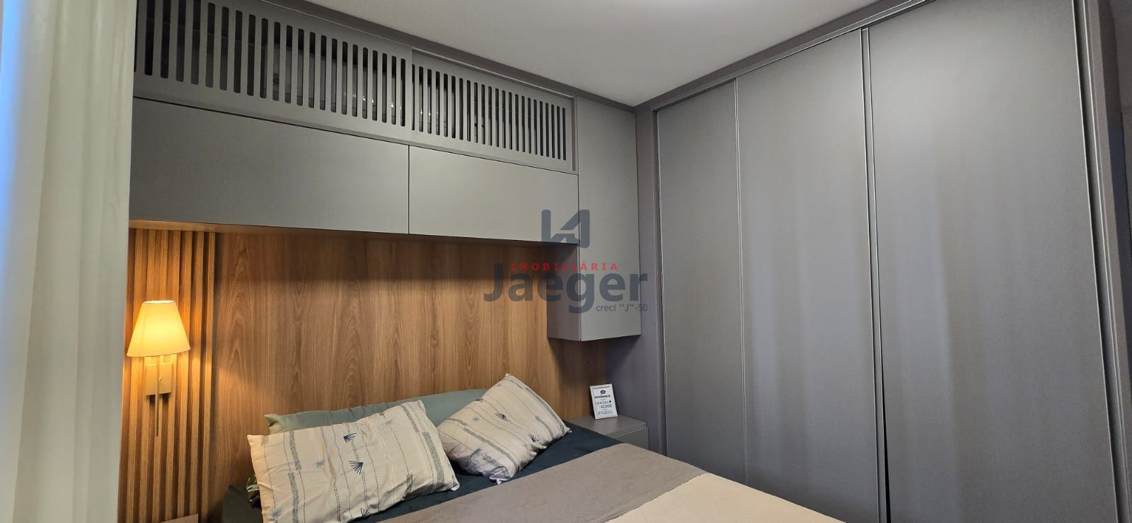 Apartamento à venda com 2 quartos, 55m² - Foto 13