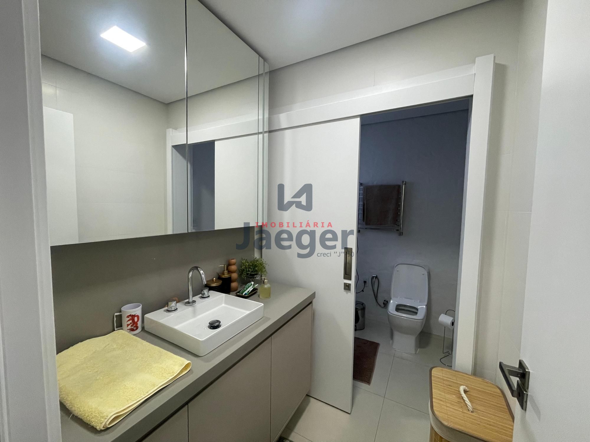 Apartamento à venda com 3 quartos, 267m² - Foto 23