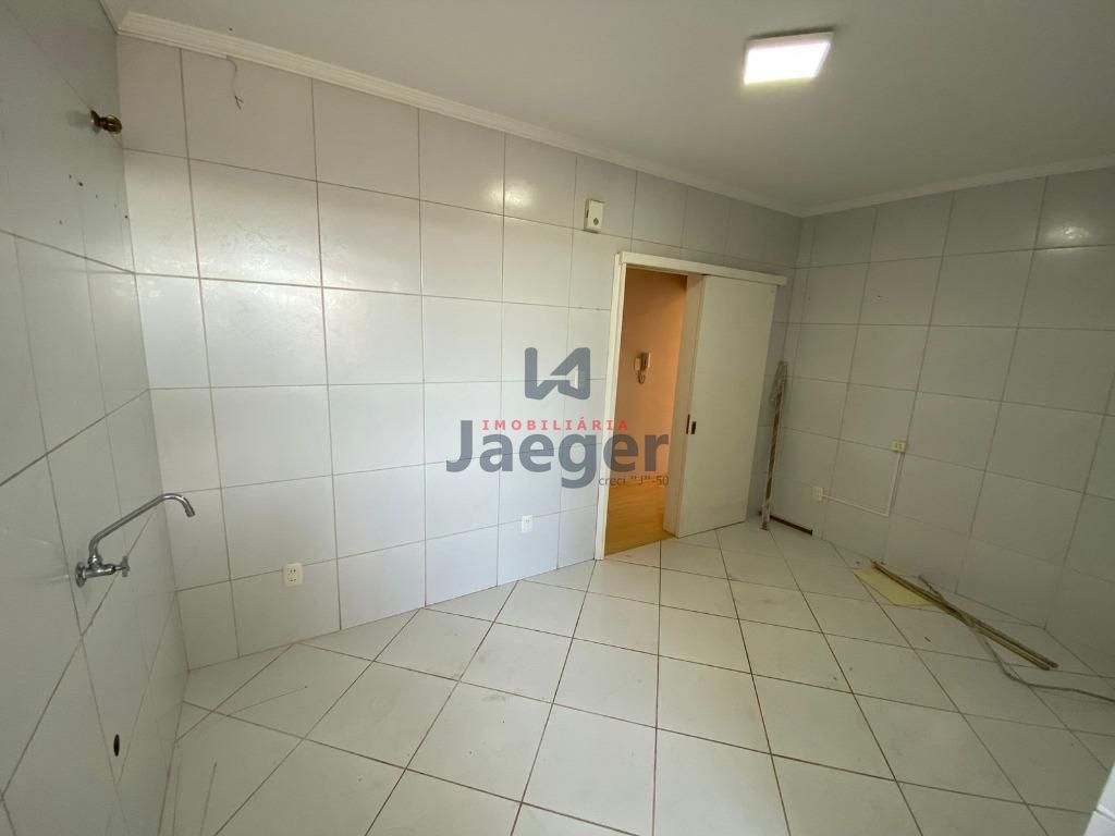 Apartamento à venda com 2 quartos, 75m² - Foto 5