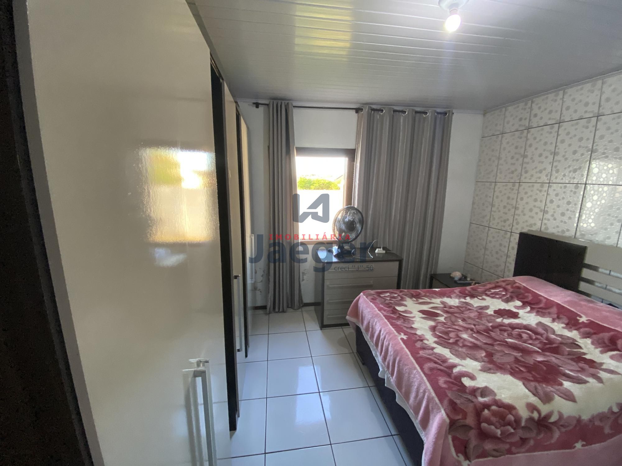 Casa à venda com 2 quartos, 110m² - Foto 10