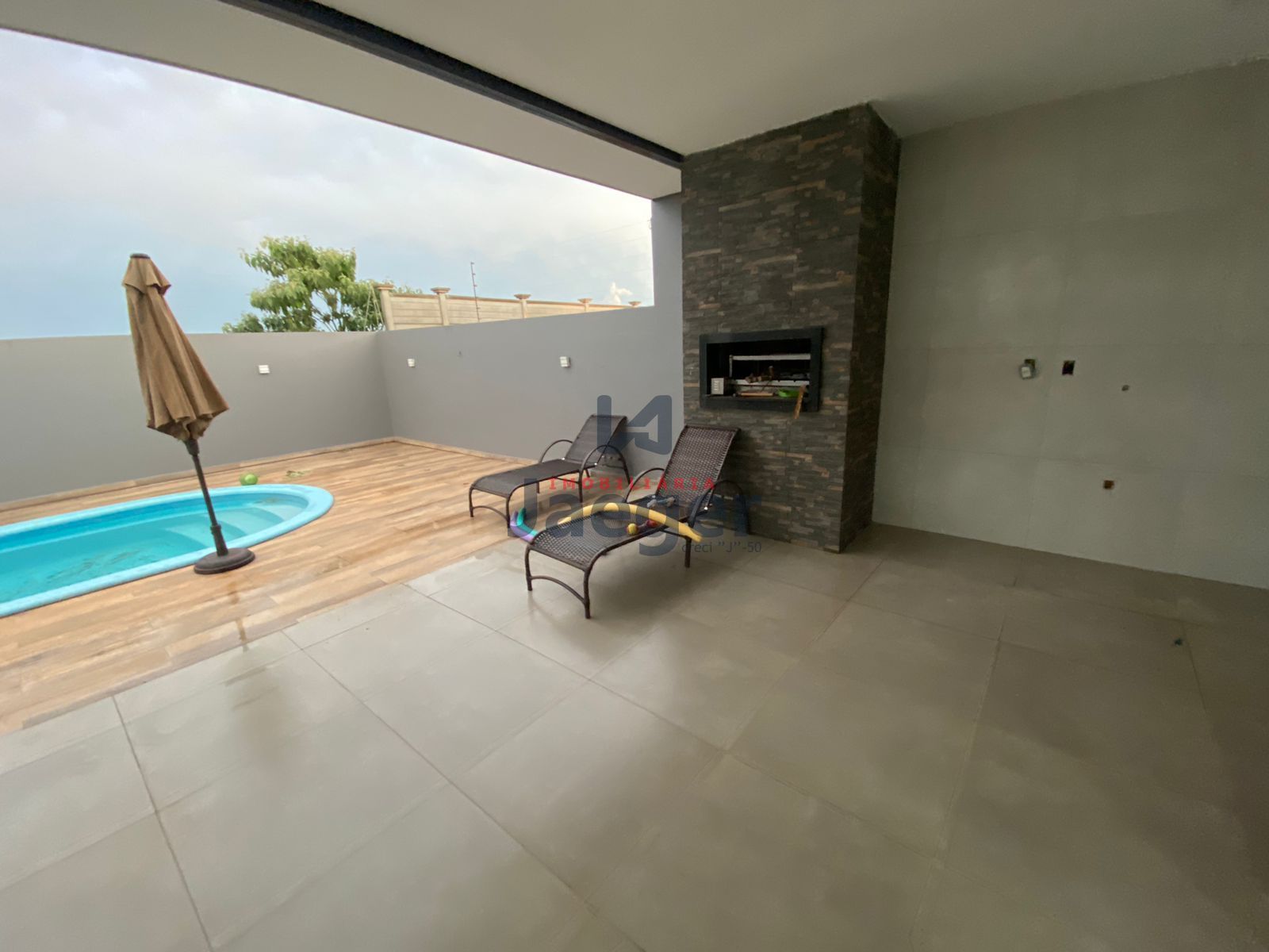 Casa à venda com 3 quartos, 140m² - Foto 4