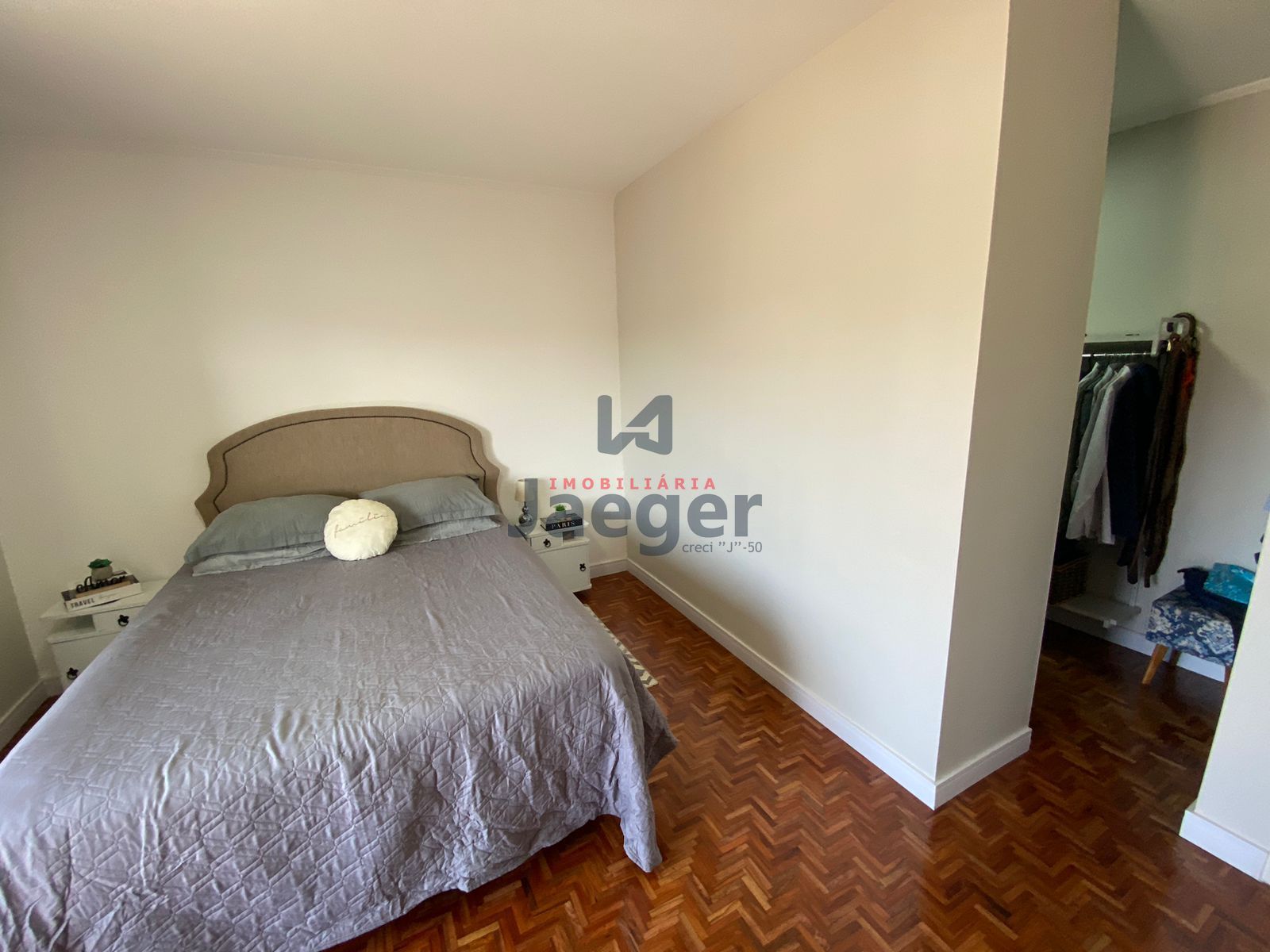 Apartamento à venda com 3 quartos, 142m² - Foto 27