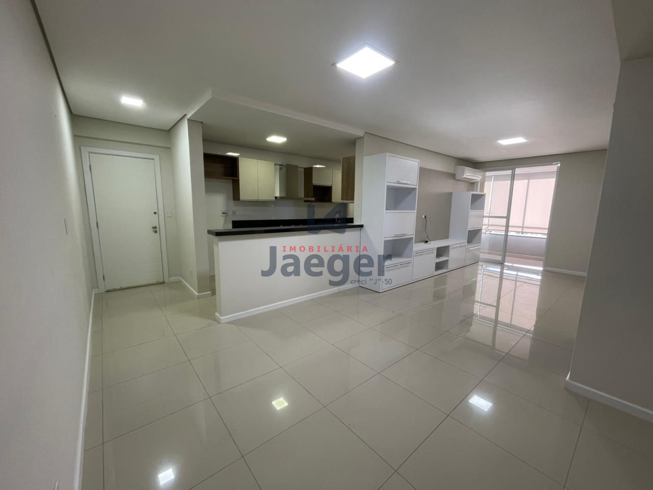 Apartamento, 3 quartos, 107 m² - Foto 1