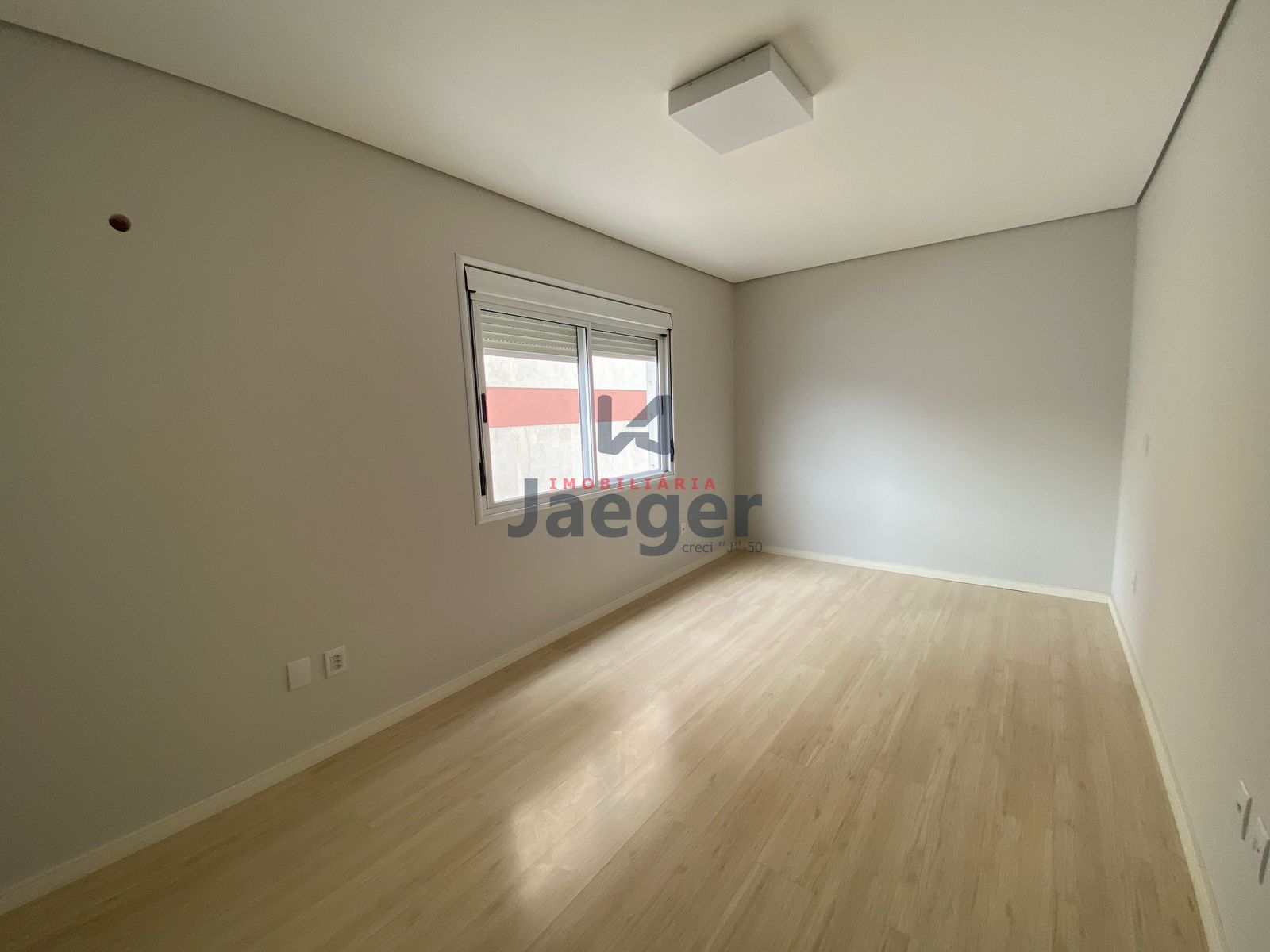 Apartamento para alugar com 2 quartos, 130m² - Foto 5