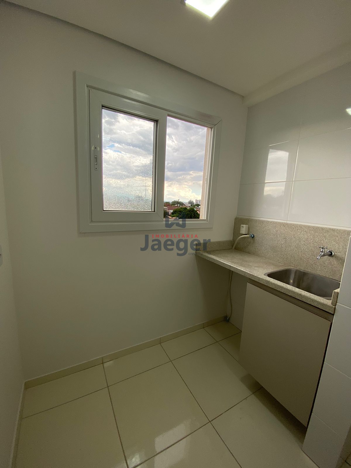 Apartamento à venda com 2 quartos, 55m² - Foto 3