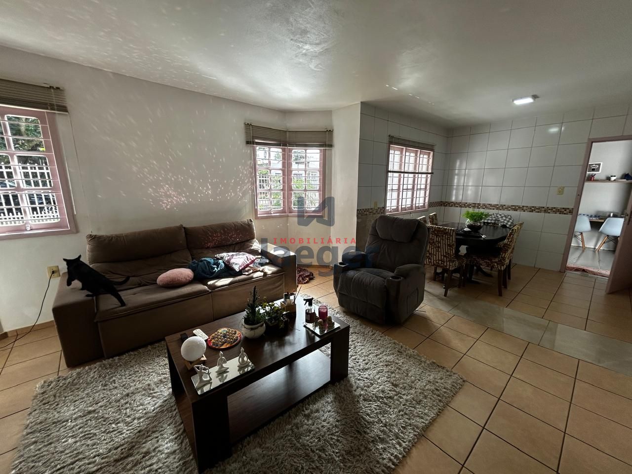 Casa à venda com 2 quartos, 140m² - Foto 5