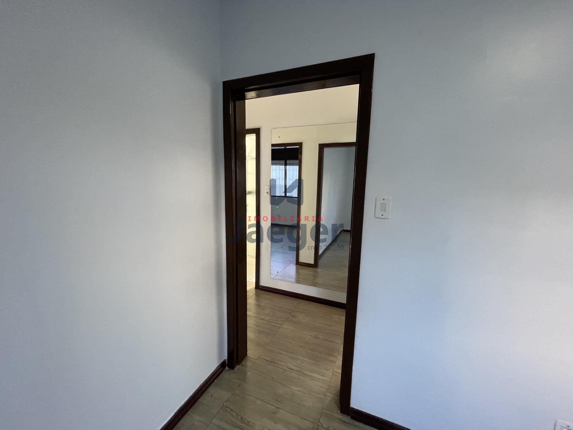 Apartamento à venda com 3 quartos, 95m² - Foto 9