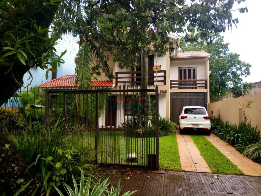 Casa, 4 quartos, 217 m² - Foto 1