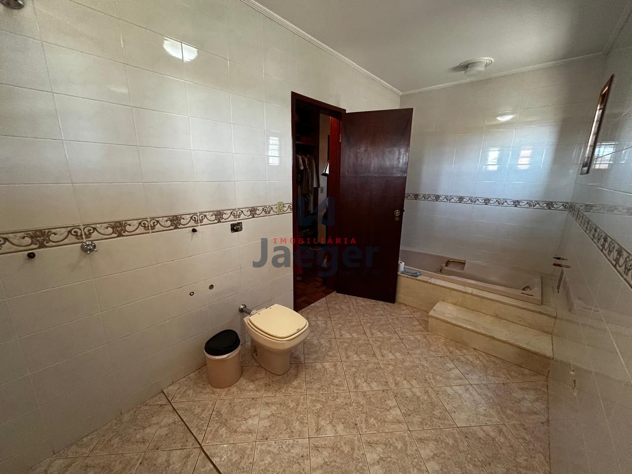 Casa à venda com 4 quartos, 247m² - Foto 10