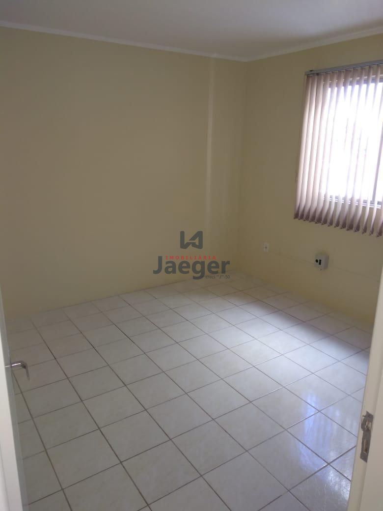 Apartamento à venda com 2 quartos, 60m² - Foto 4