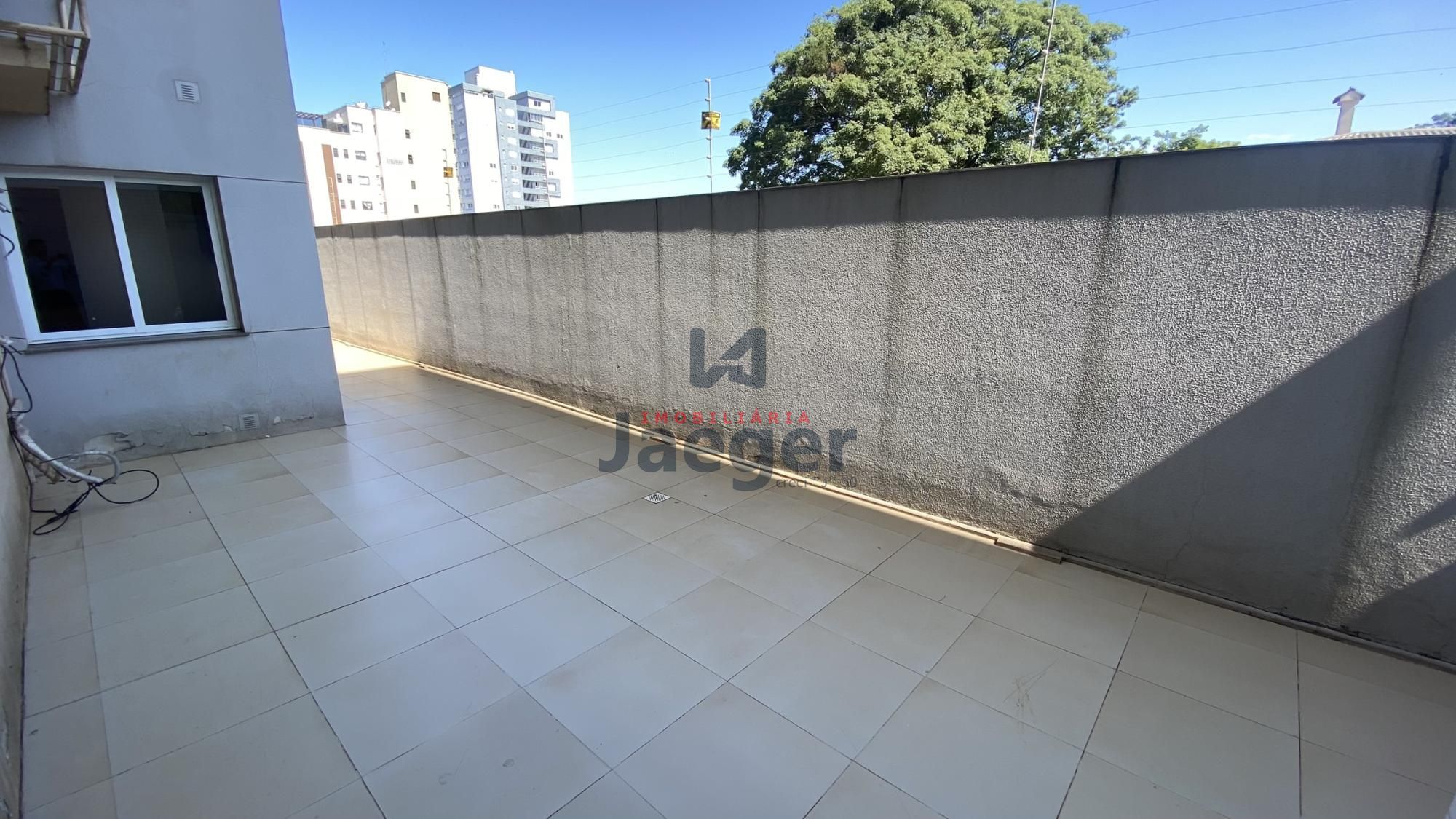 Apartamento à venda com 3 quartos, 176m² - Foto 9