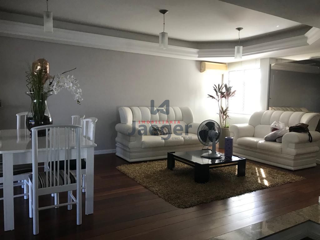 Apartamento à venda com 3 quartos, 190m² - Foto 3