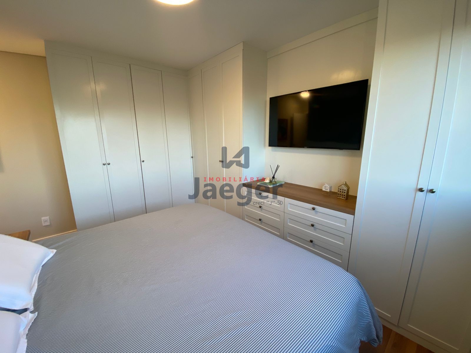 Apartamento à venda com 2 quartos, 85m² - Foto 22