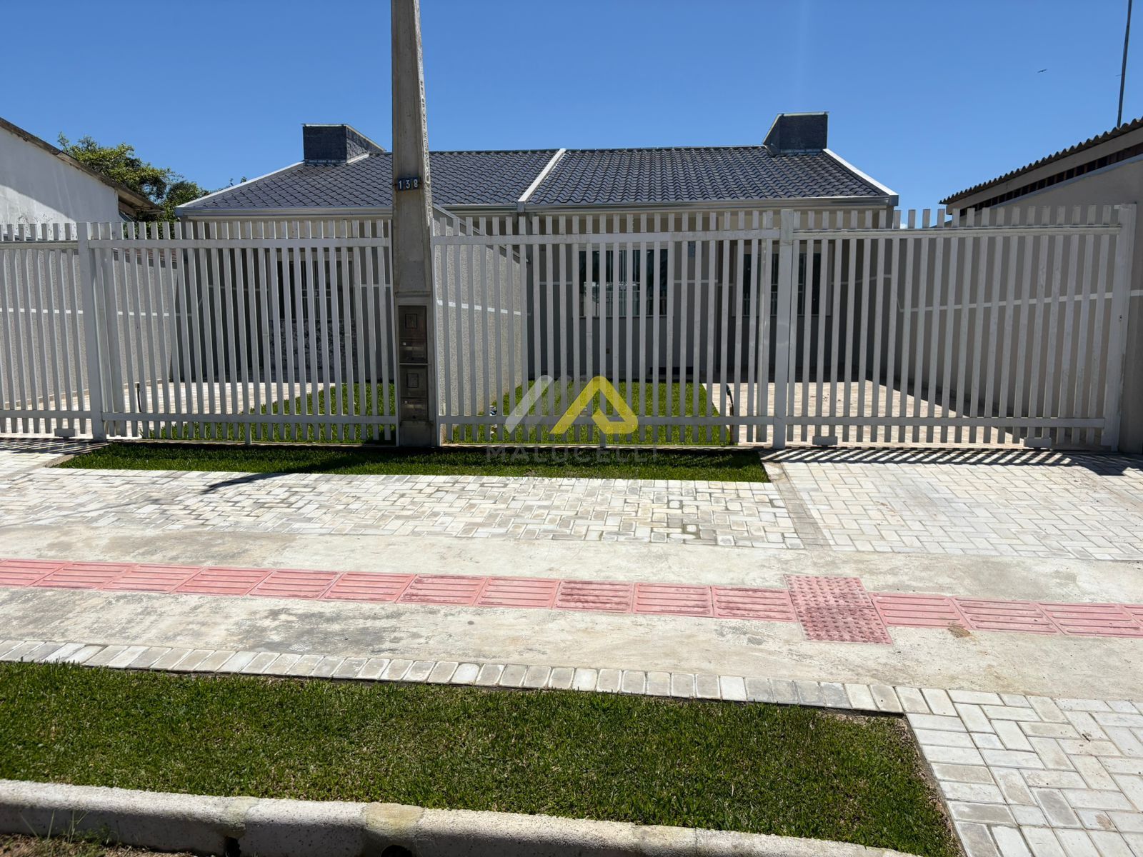 casas para comprar em guaratuba picarras