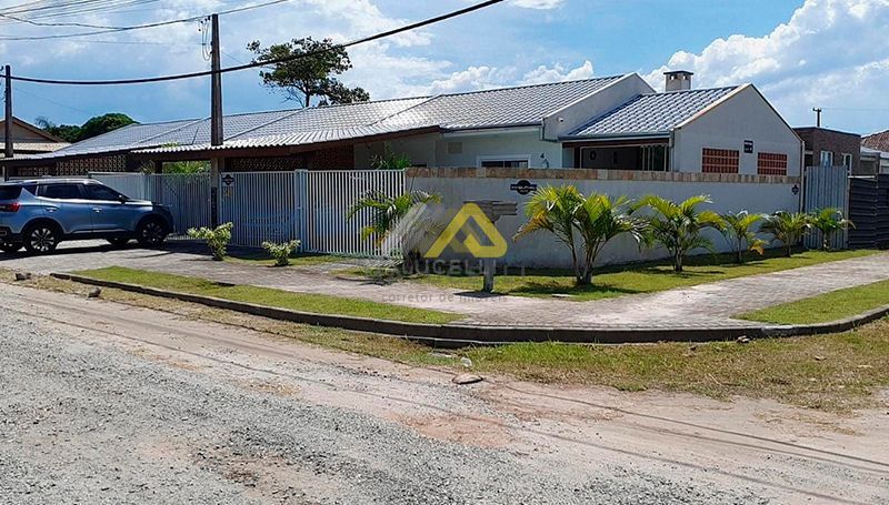 casas para comprar em guaratuba balnereidas