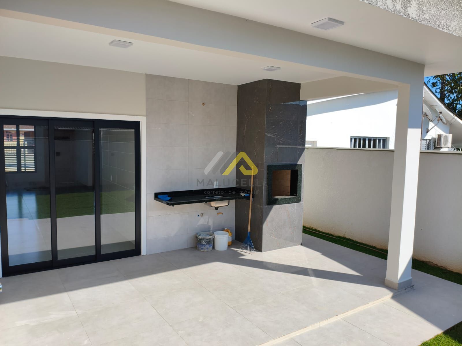 casas para comprar em guaratuba cohapar