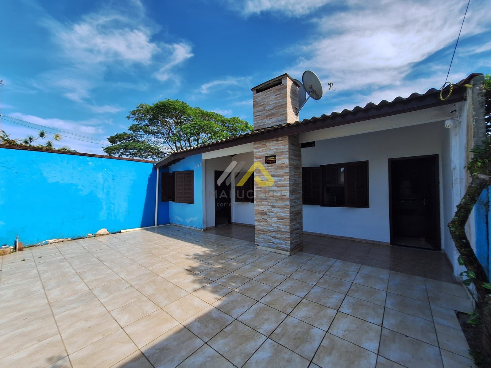 casas para comprar em guaratuba centro