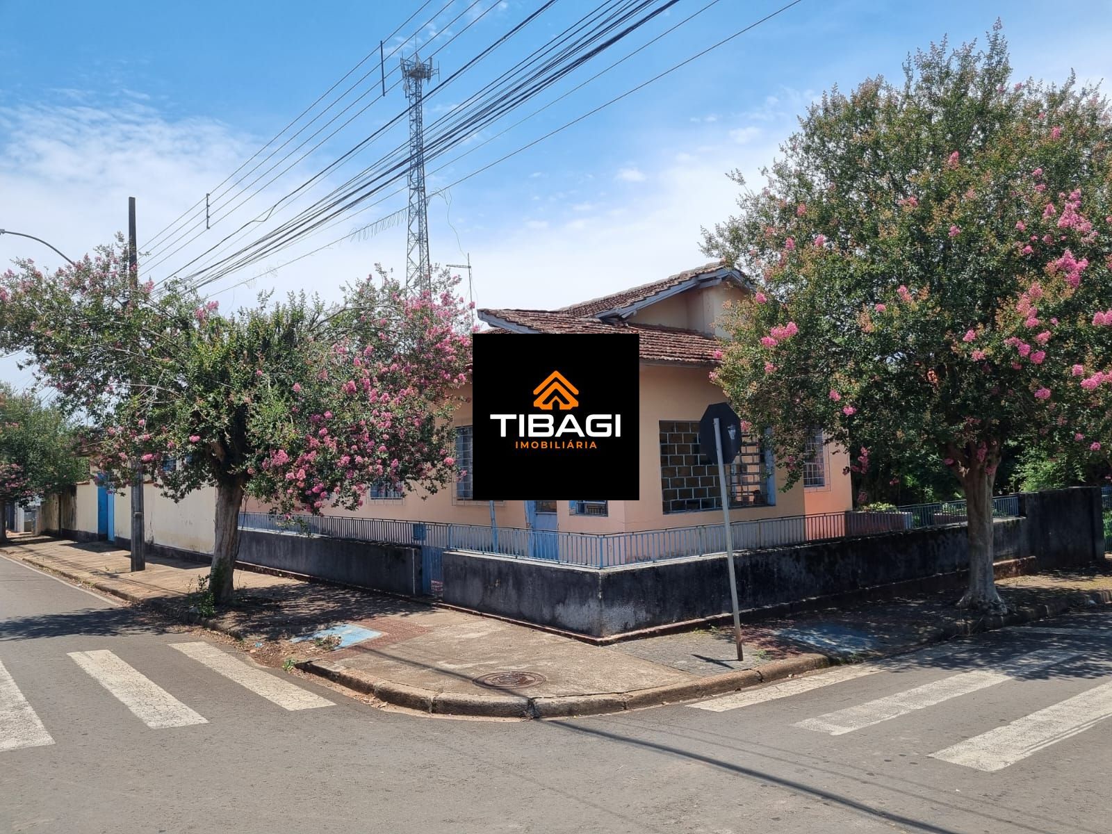 Imóvel disponível para LOCAÇÃO e VENDA