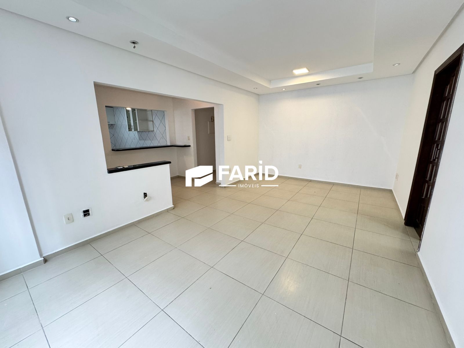 Apartamento à venda com 2 quartos, 110m² - Foto 11