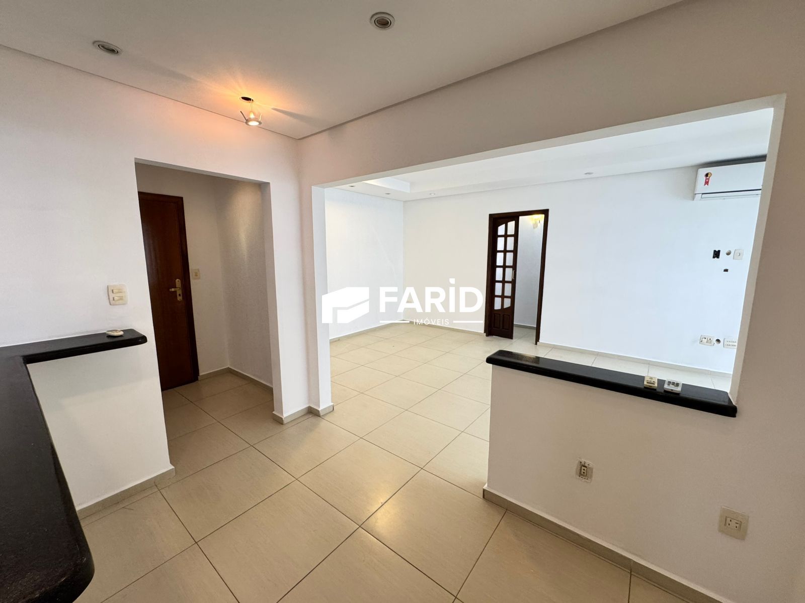 Apartamento à venda com 2 quartos, 110m² - Foto 7