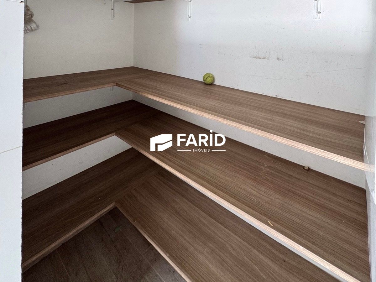 Apartamento para alugar com 3 quartos, 101m² - Foto 19