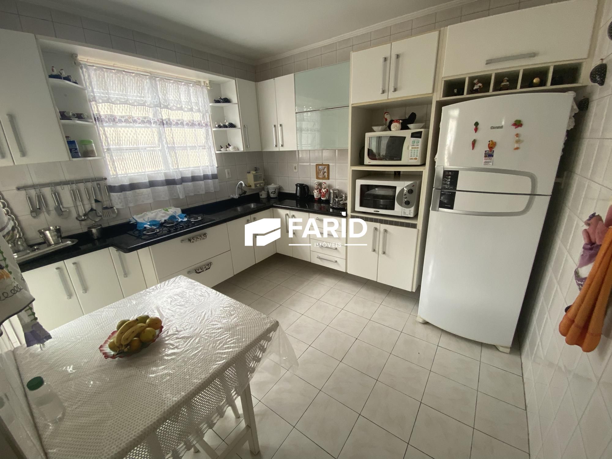 Apartamento à venda com 2 quartos, 75m² - Foto 17