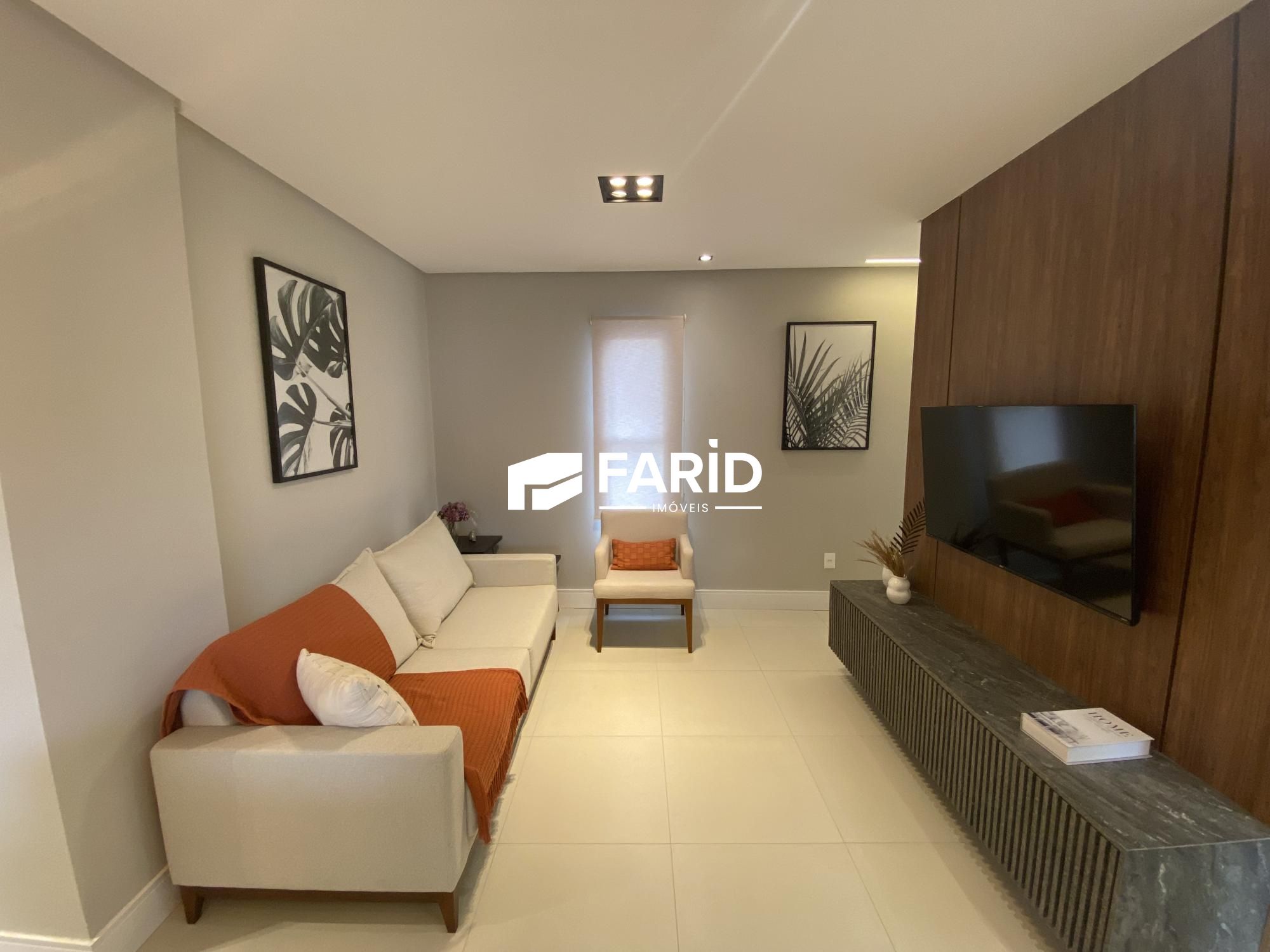 Apartamento à venda com 2 quartos, 77m² - Foto 1