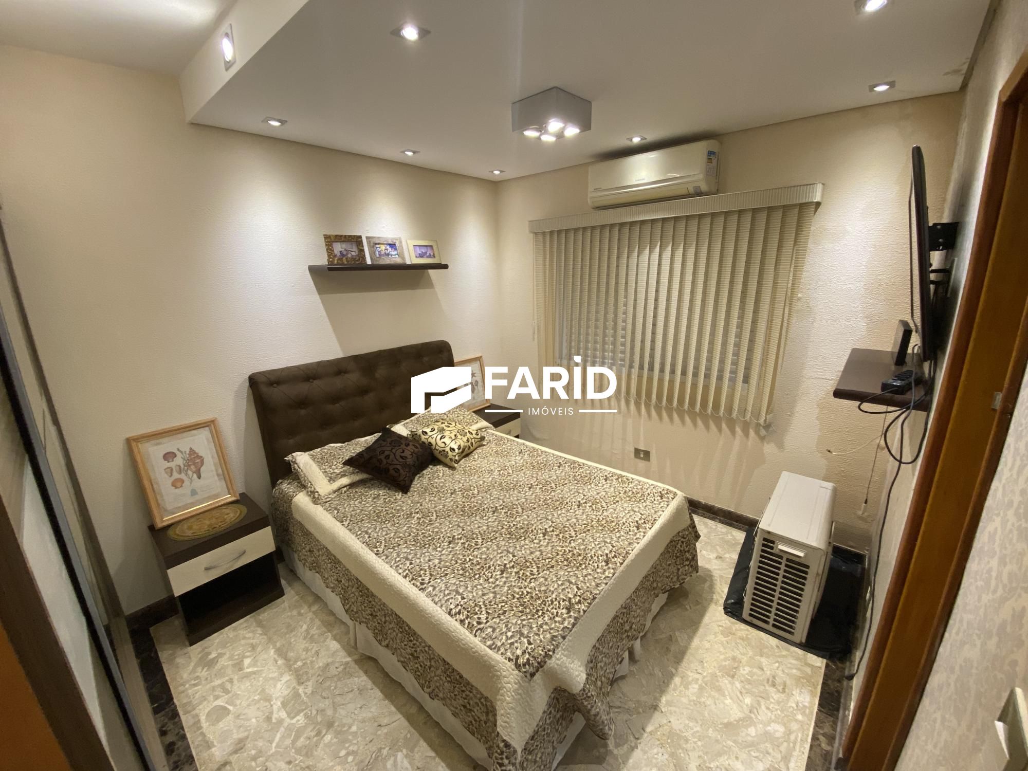 Apartamento para alugar com 2 quartos, 74m² - Foto 1