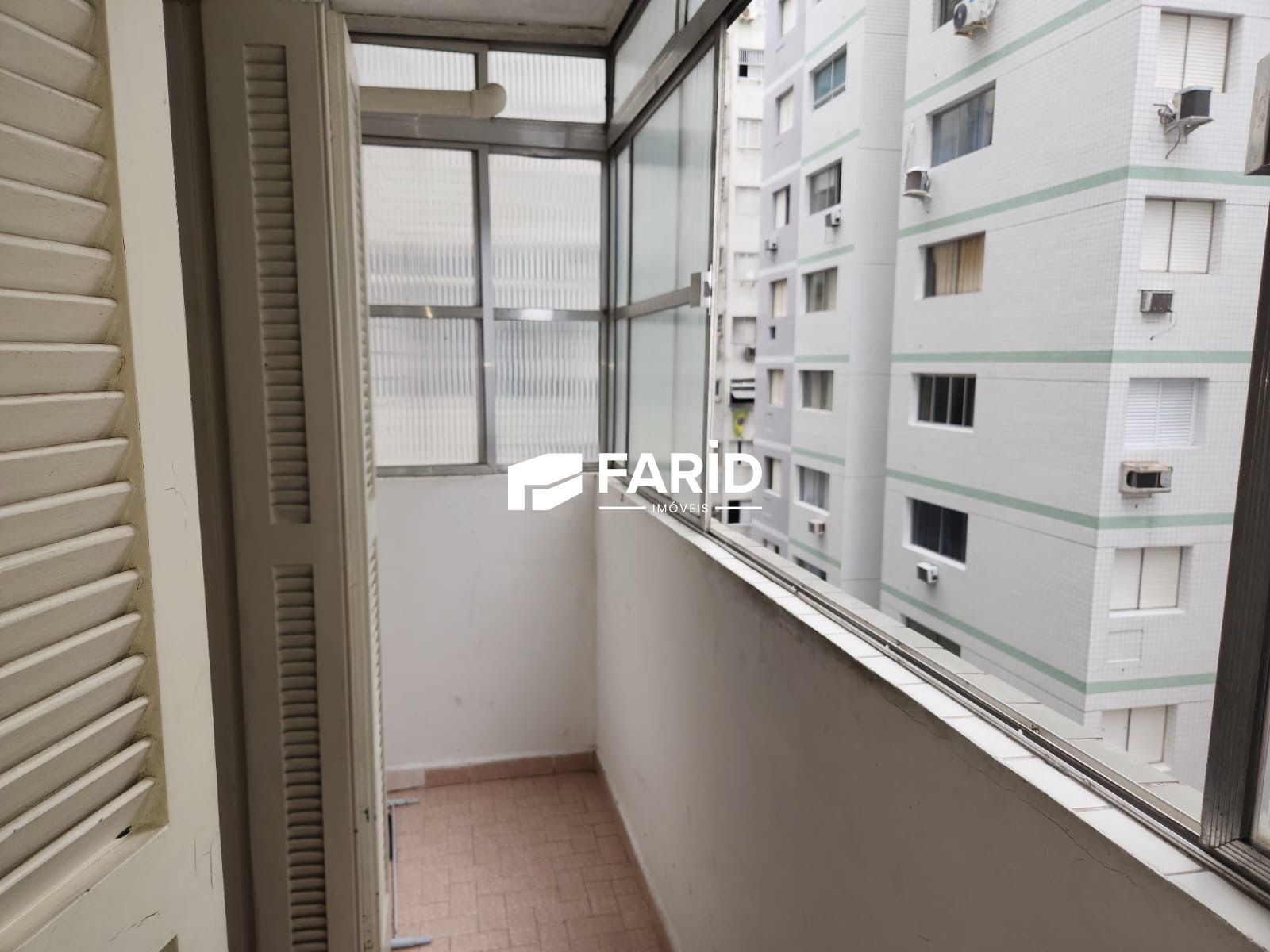 Apartamento à venda com 2 quartos, 70m² - Foto 14