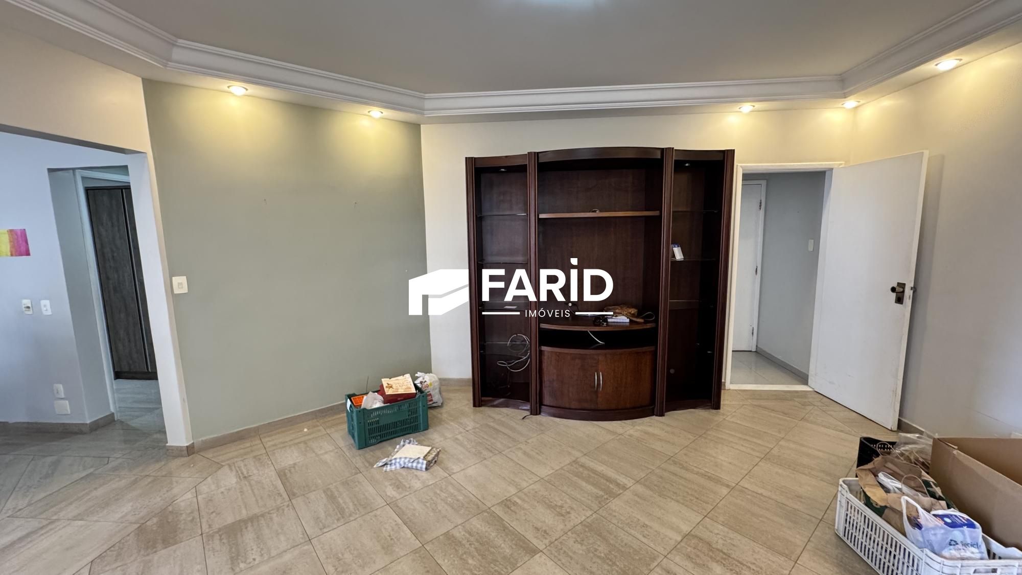 Apartamento para alugar com 3 quartos, 131m² - Foto 5