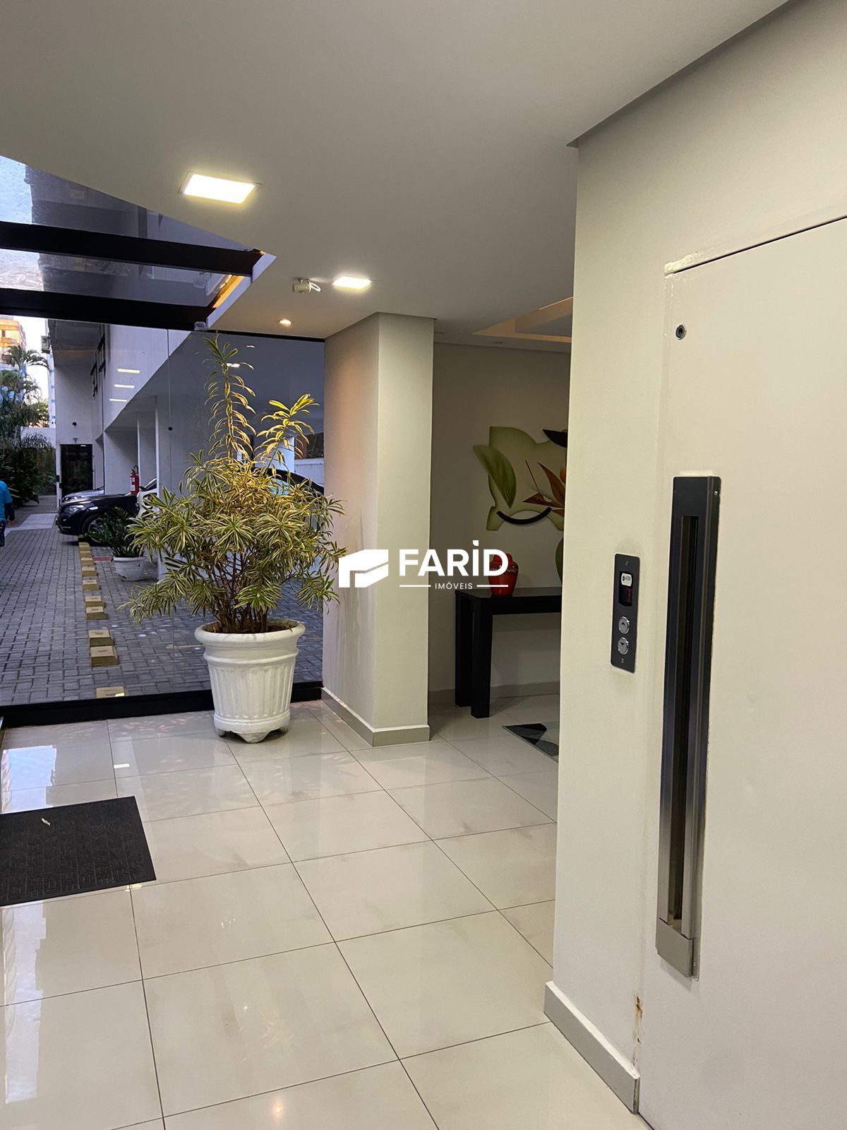 Apartamento à venda com 2 quartos, 61m² - Foto 11