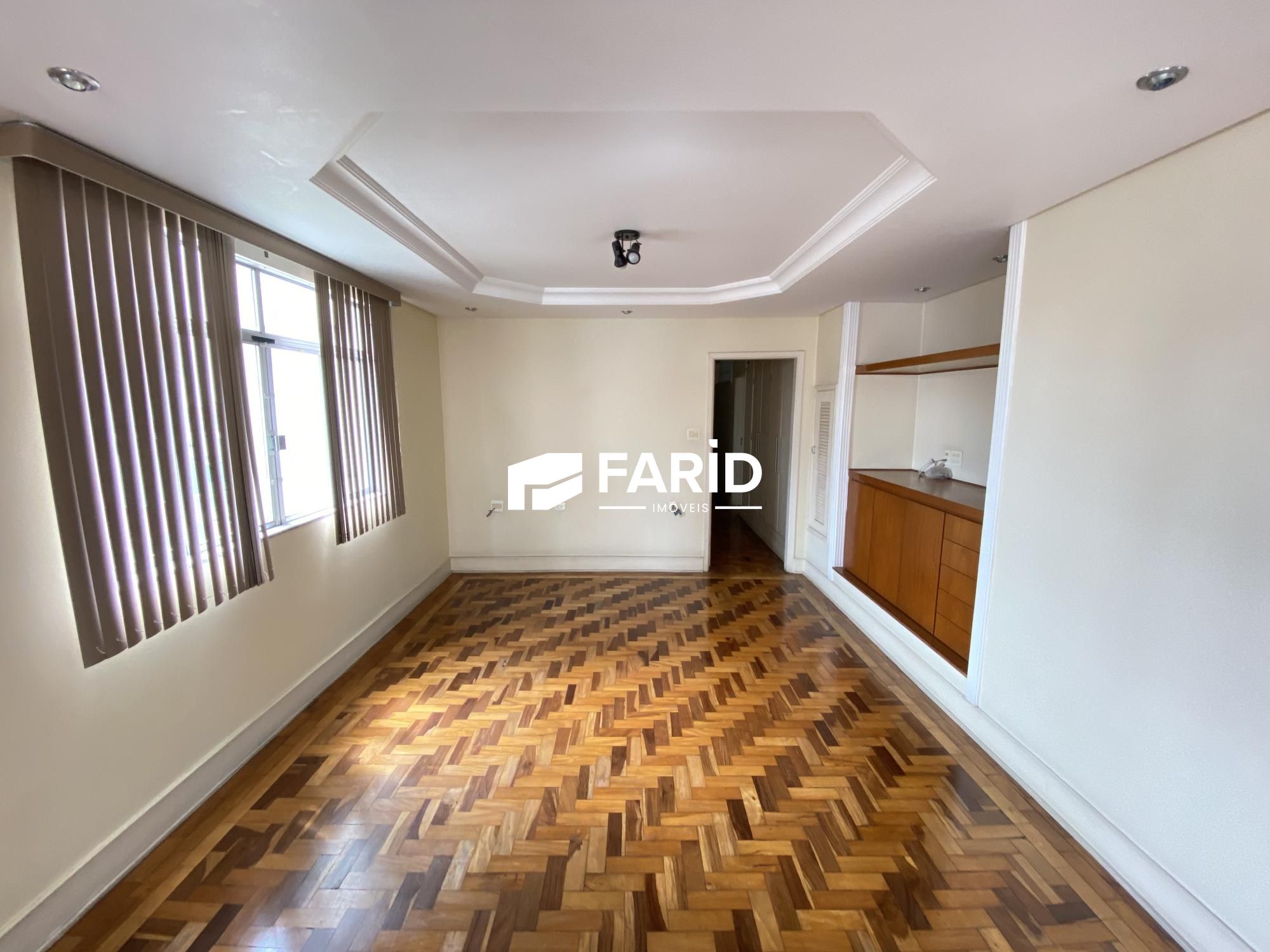 Apartamento à venda com 3 quartos, 170m² - Foto 4