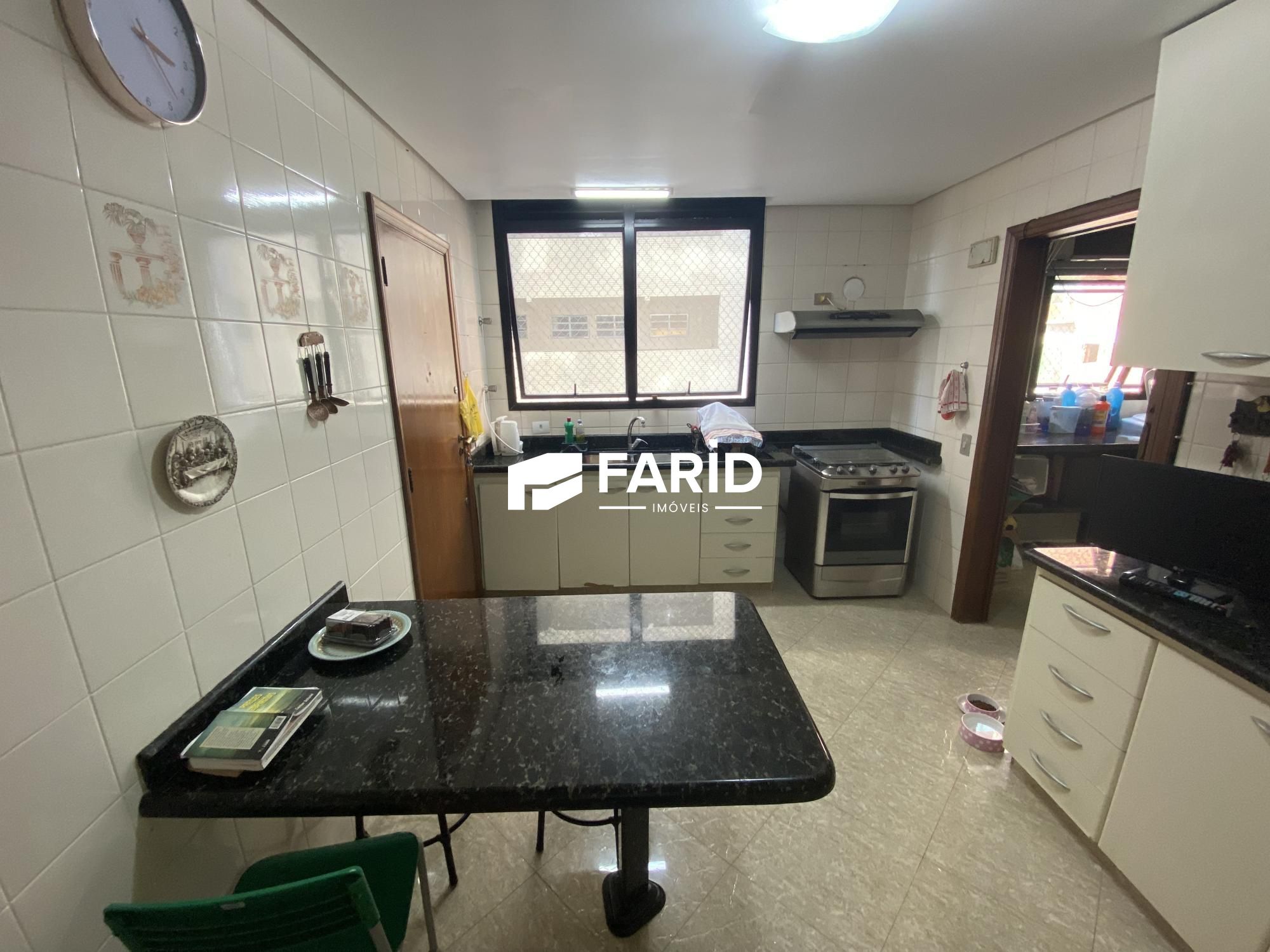 Apartamento à venda com 3 quartos, 150m² - Foto 33