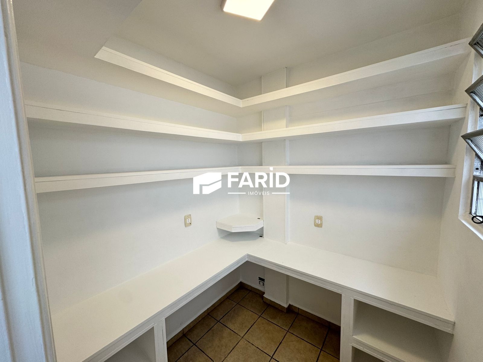 Apartamento à venda com 2 quartos, 110m² - Foto 6