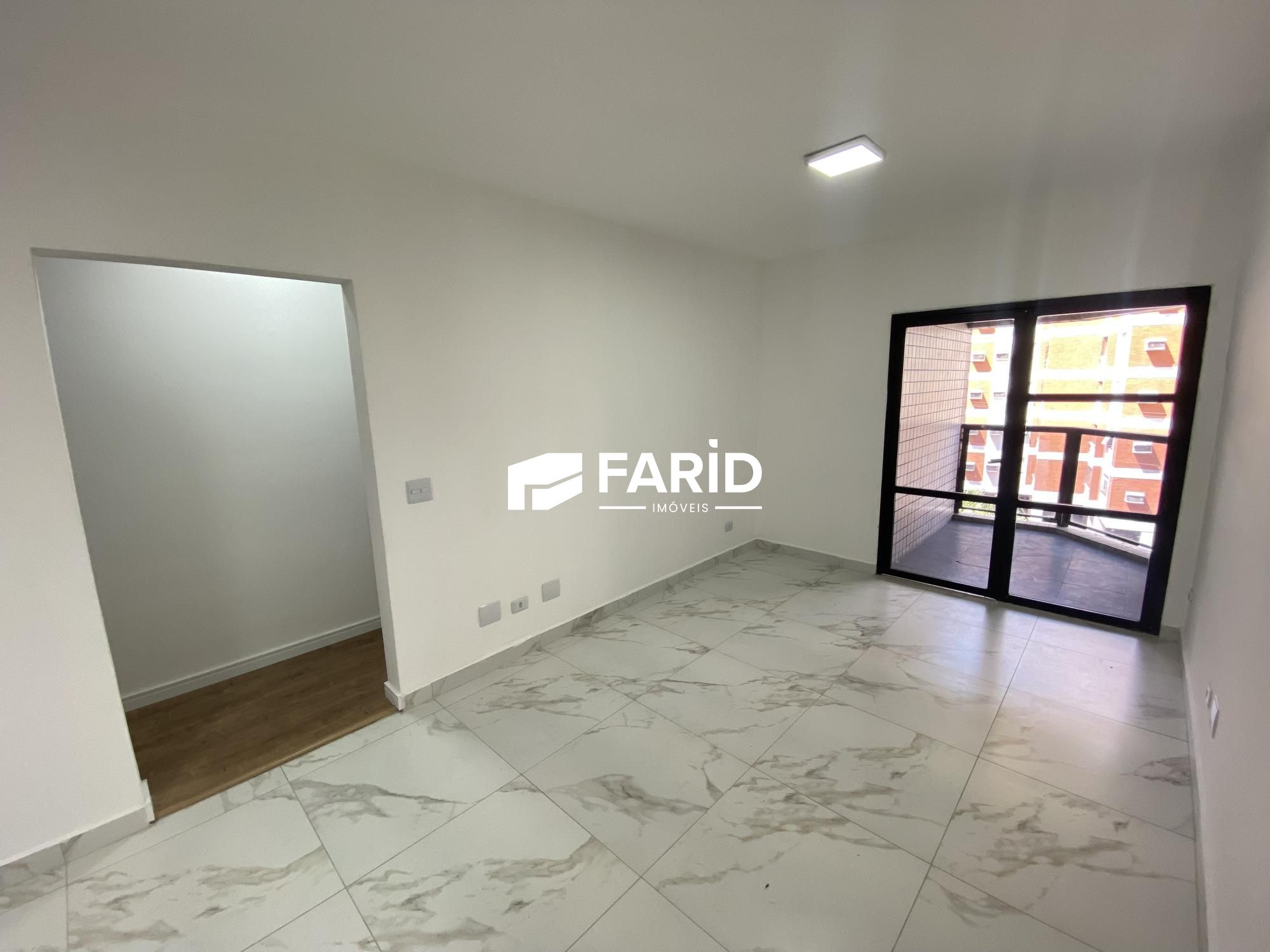 Apartamento à venda com 3 quartos, 102m² - Foto 1