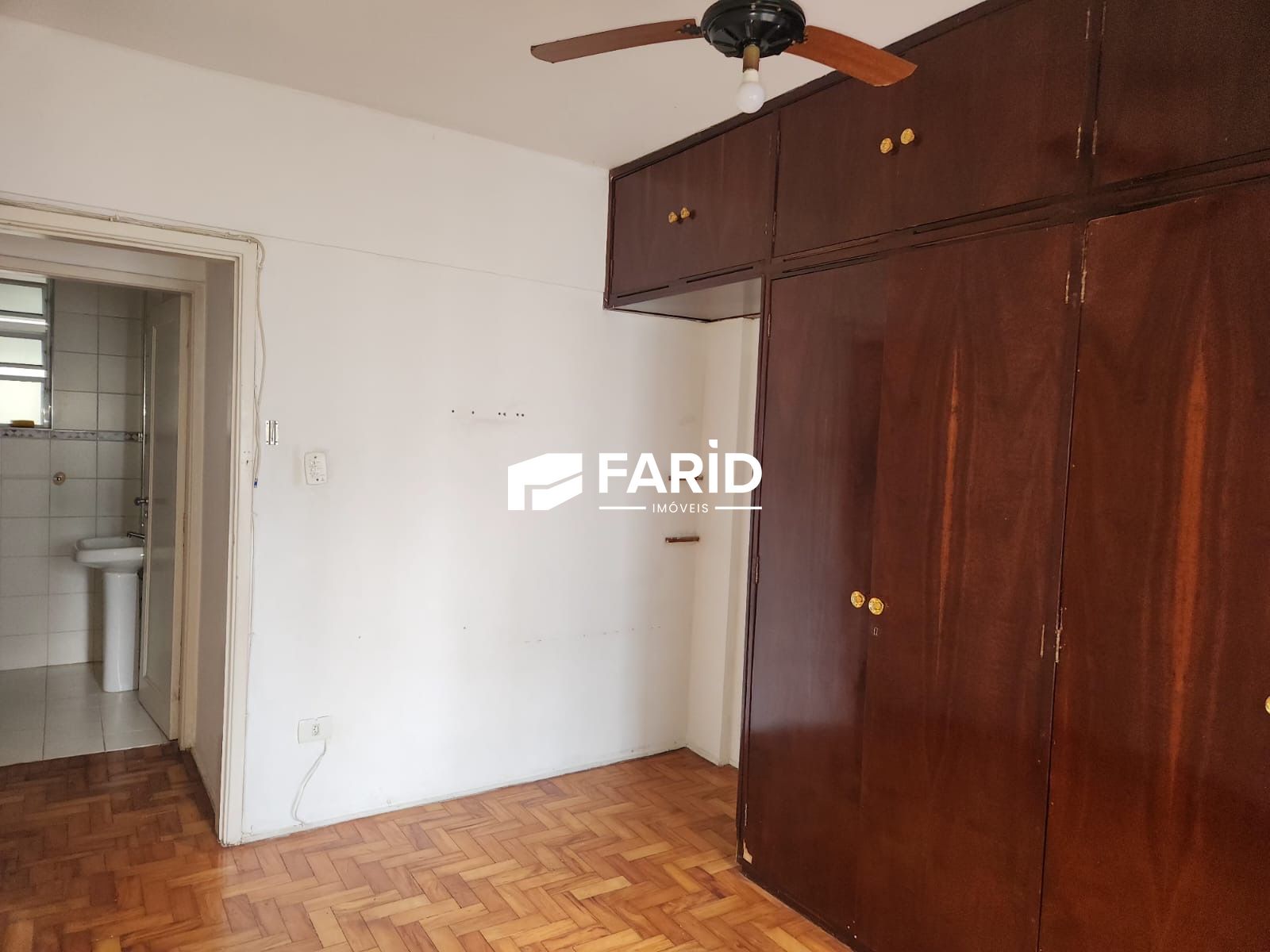 Apartamento à venda com 2 quartos, 70m² - Foto 5