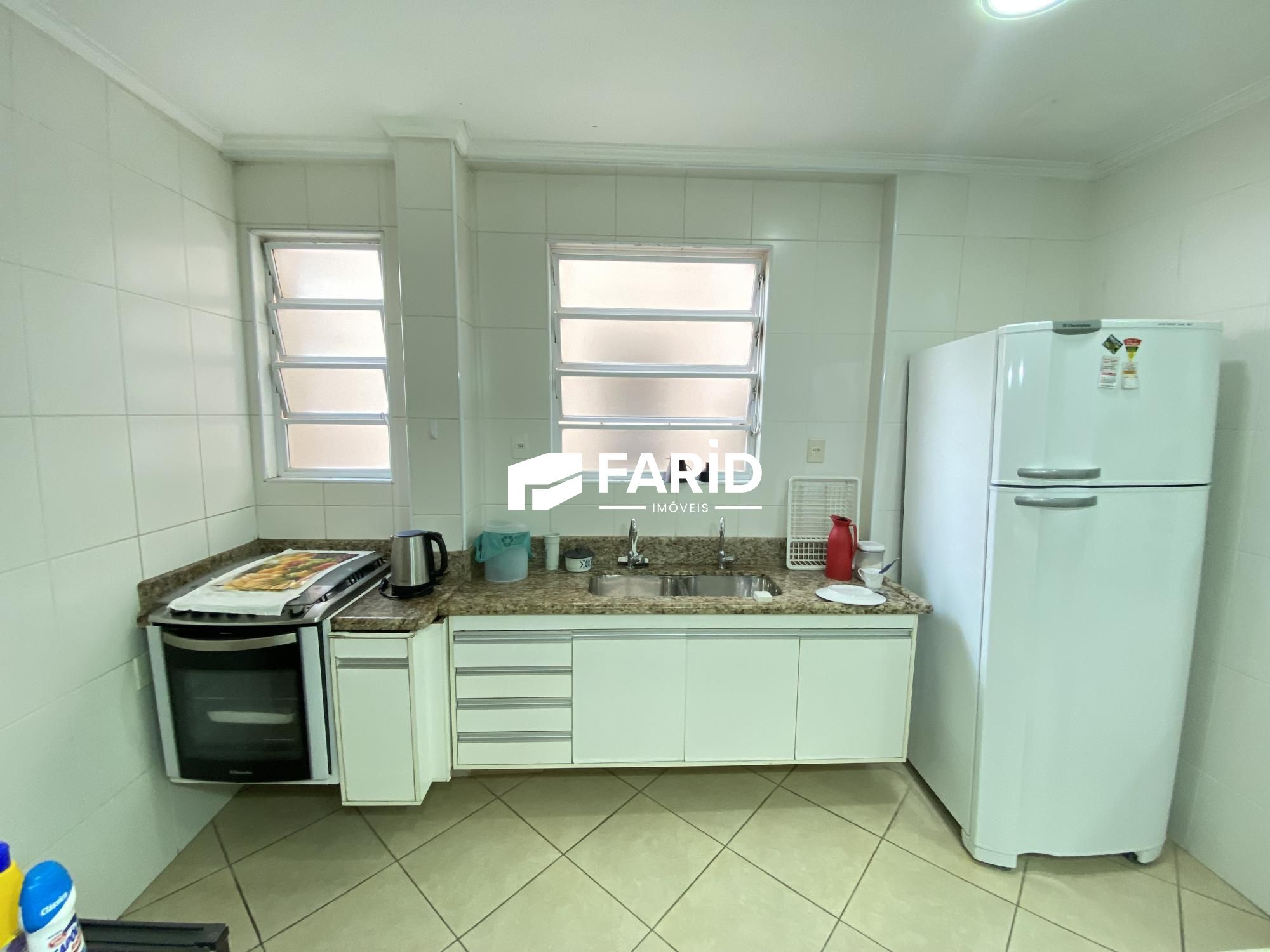 Apartamento para alugar com 3 quartos, 160m² - Foto 15