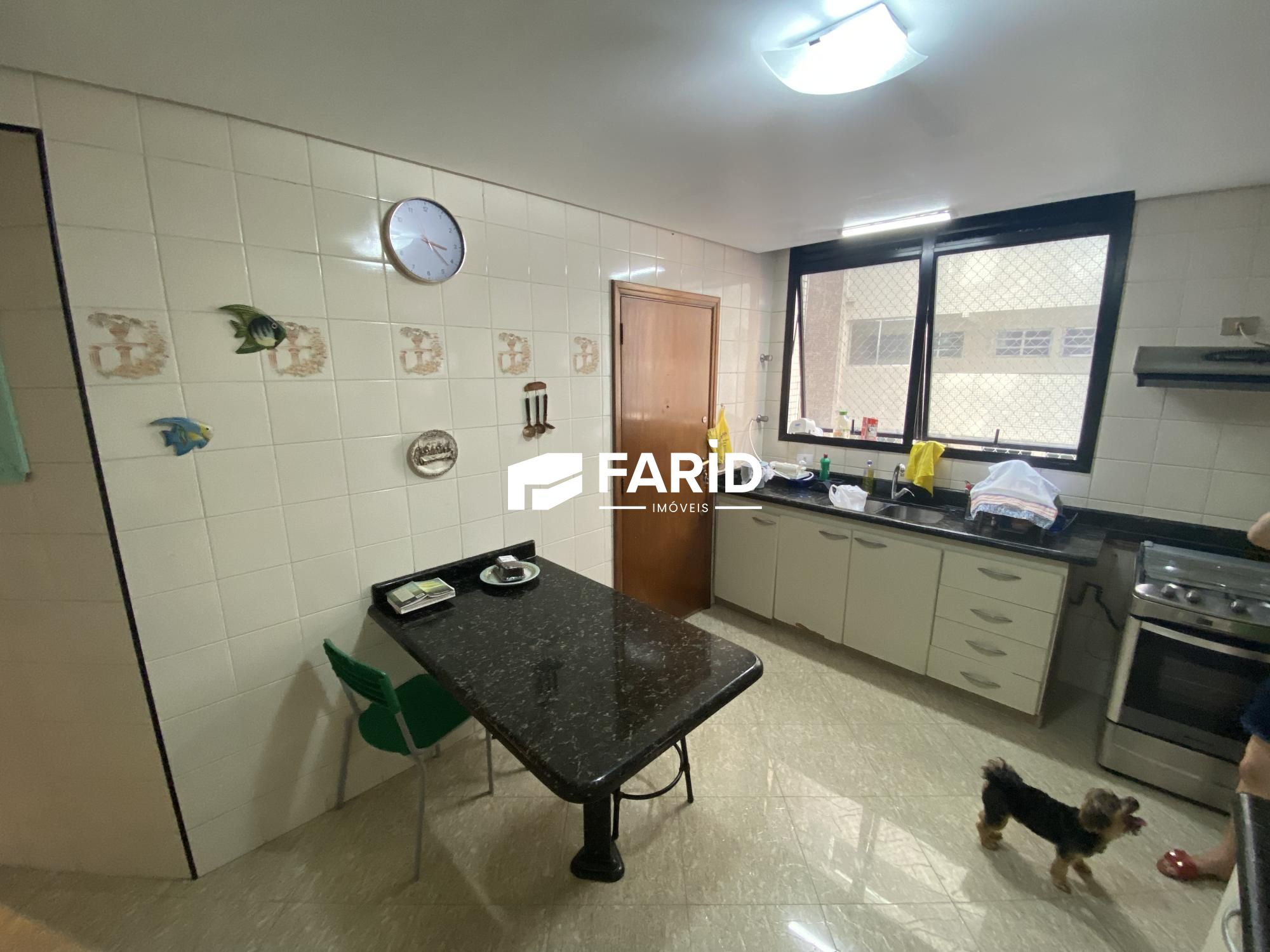 Apartamento à venda com 3 quartos, 150m² - Foto 32