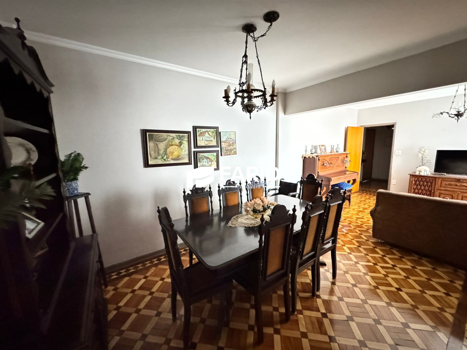 Apartamento à venda com 3 quartos, 144m² - Foto 4