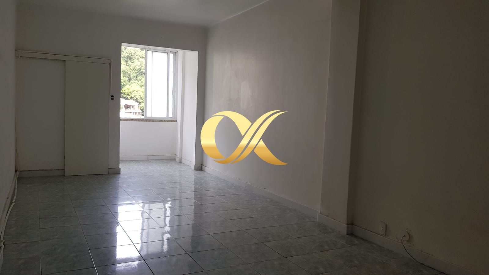 Apartamento à venda com 1 quarto, 37m² - Foto 4