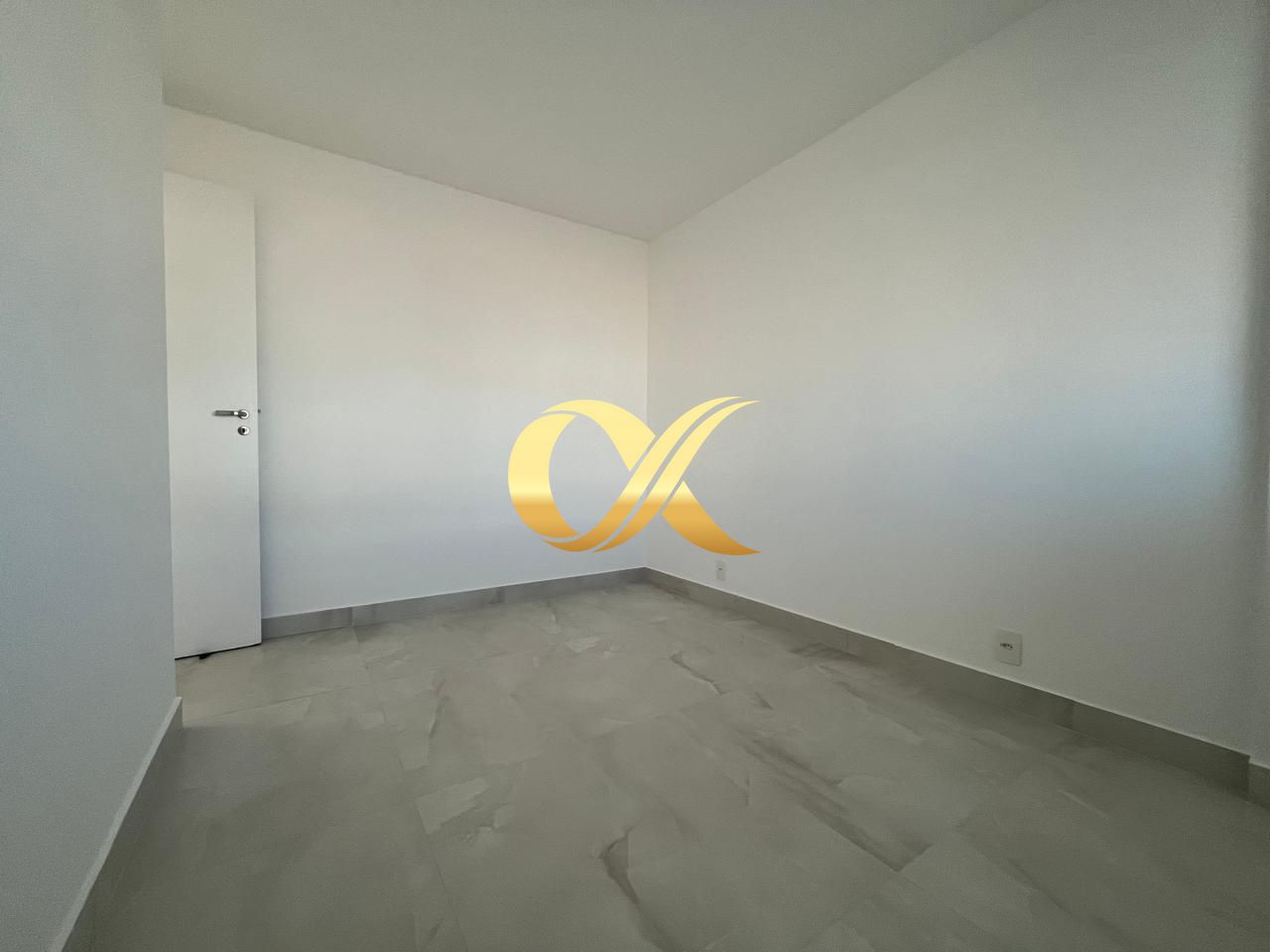 Apartamento à venda com 4 quartos, 180m² - Foto 8