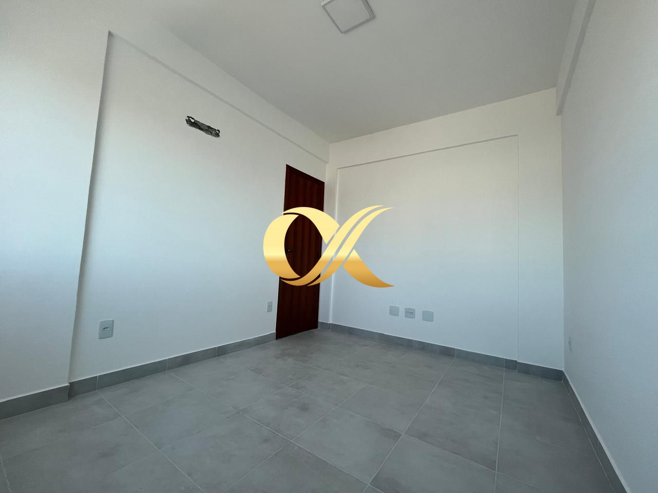 Apartamento à venda com 2 quartos, 75m² - Foto 9