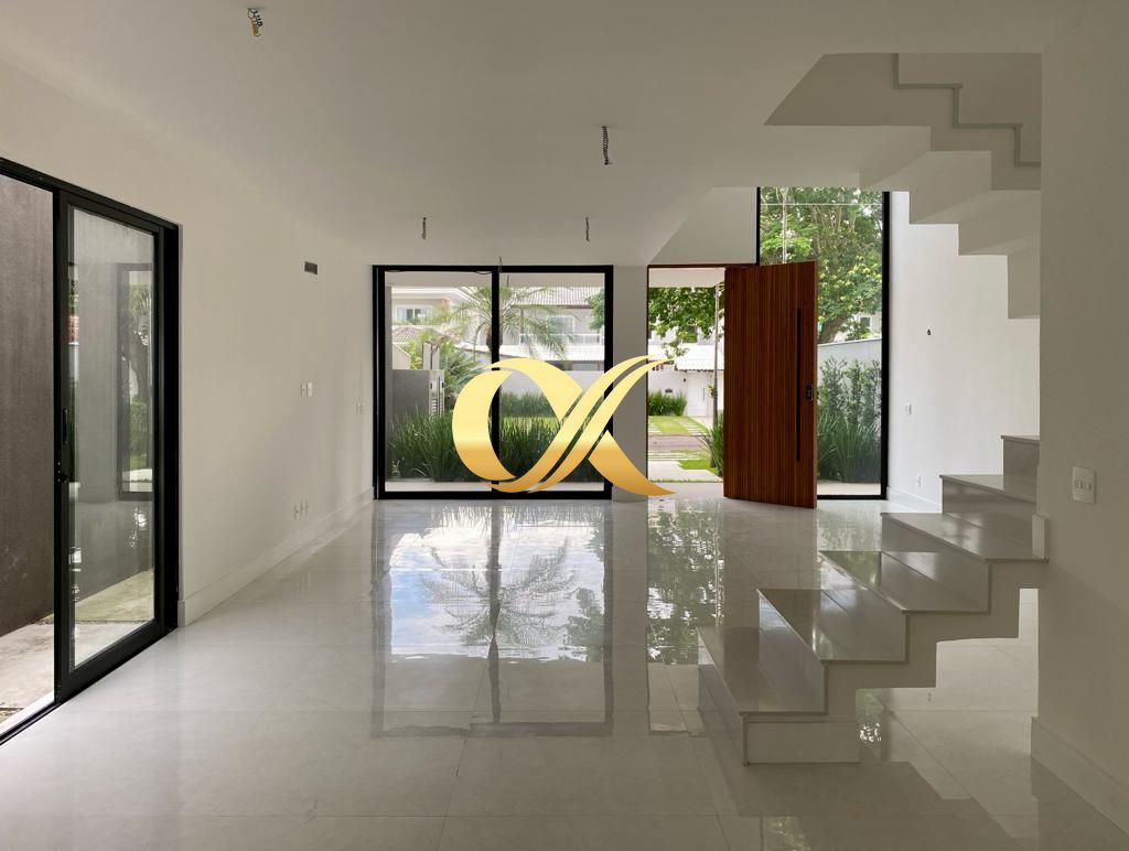 Casa de Condomínio de 4 quartos, 350m² no bairro Barra da Tijuca, em Rio de Janeiro | Eu Corretor