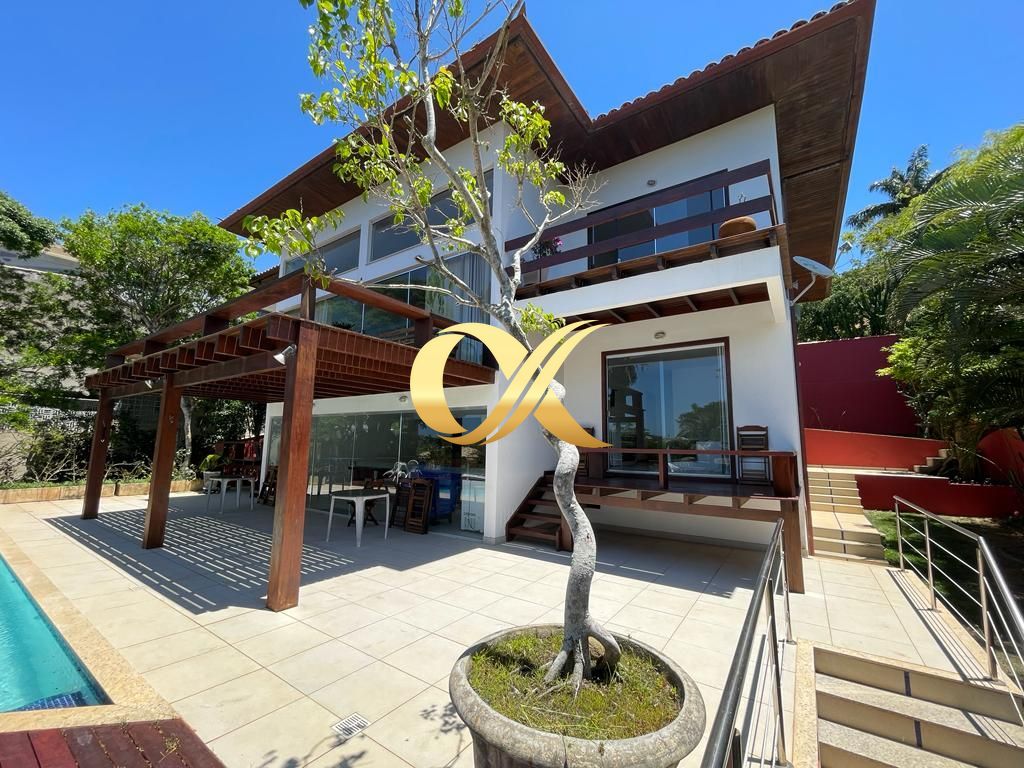 Casa de 6 quartos, 500m² no bairro Ferradura, em Armação dos Búzios | Eu Corretor