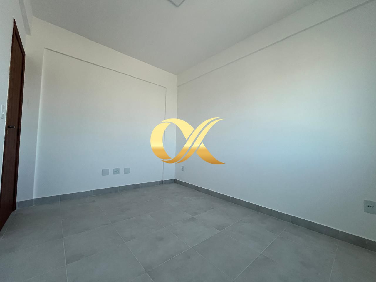 Apartamento à venda com 2 quartos, 75m² - Foto 11