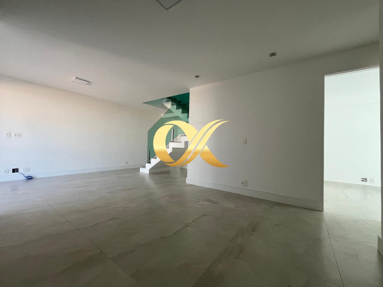 Apartamento à venda com 4 quartos, 180m² - Foto 3