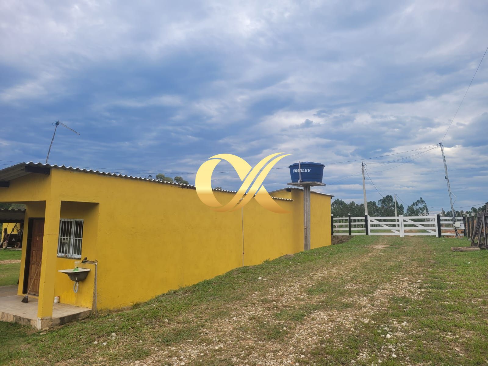 Fazenda à venda com 3 quartos, 180m² - Foto 13