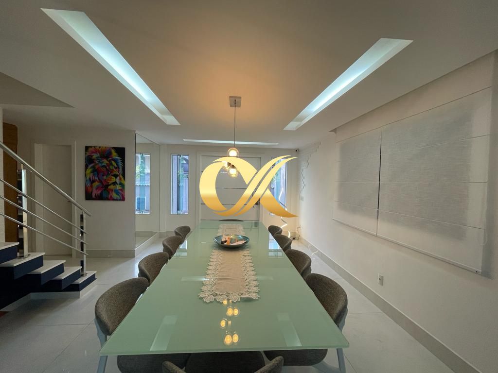 Casa de Condomínio de 5 quartos, 370m² no bairro Recreio dos Bandeirantes, em Rio de Janeiro | Eu Corretor