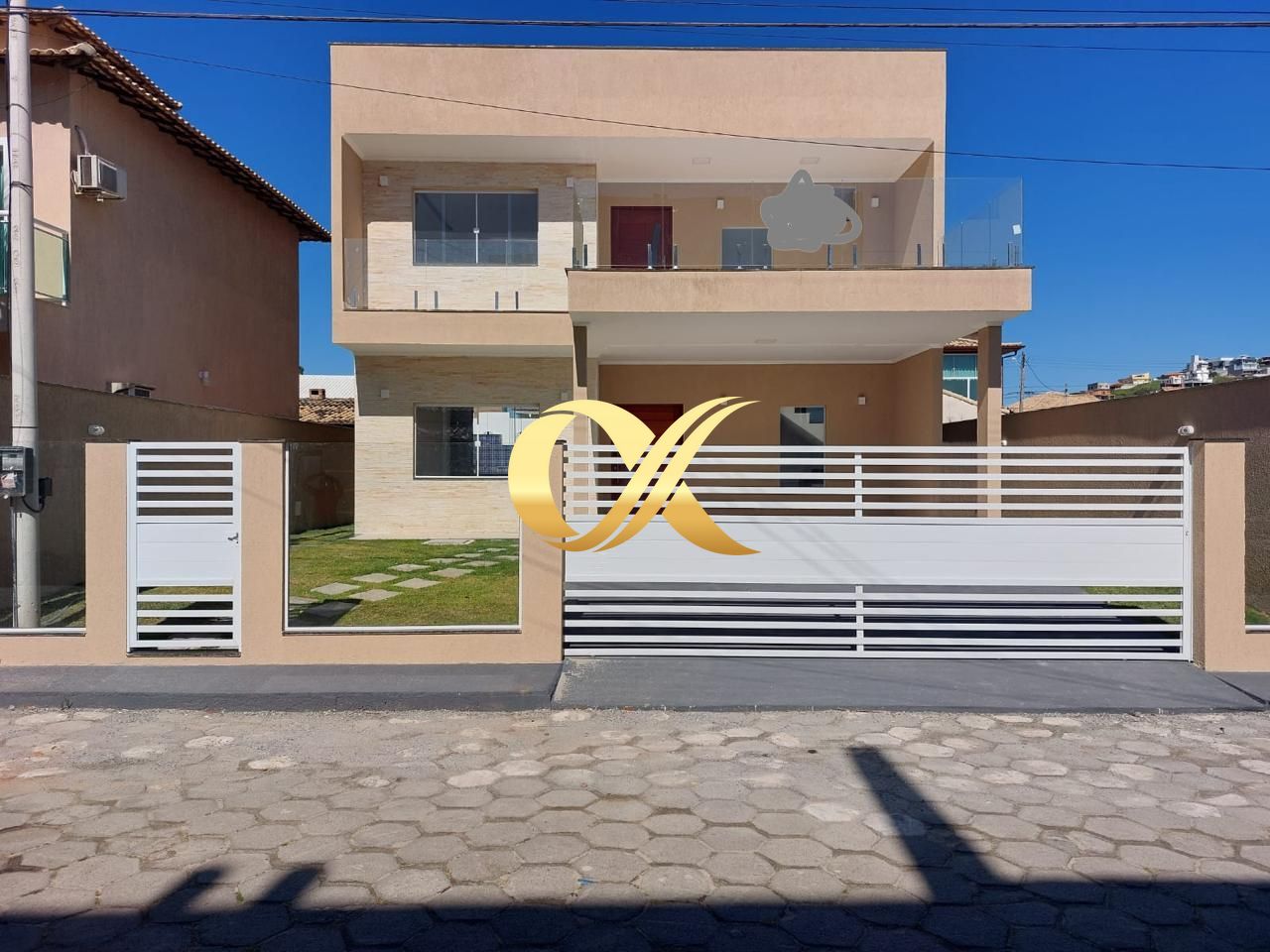 Casa à venda com 4 quartos, 185m² - Foto 1